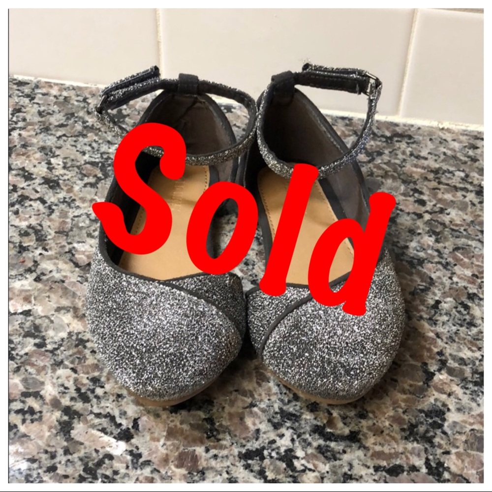 Shimmer d’ Orsay flats {Old Navy}